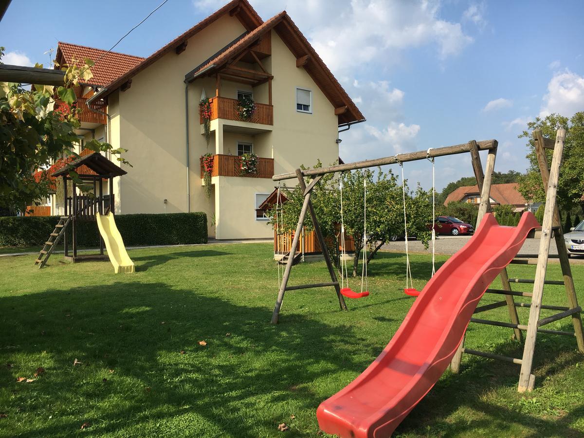 Radhotel Schischek Oberpurkla Εξωτερικό φωτογραφία